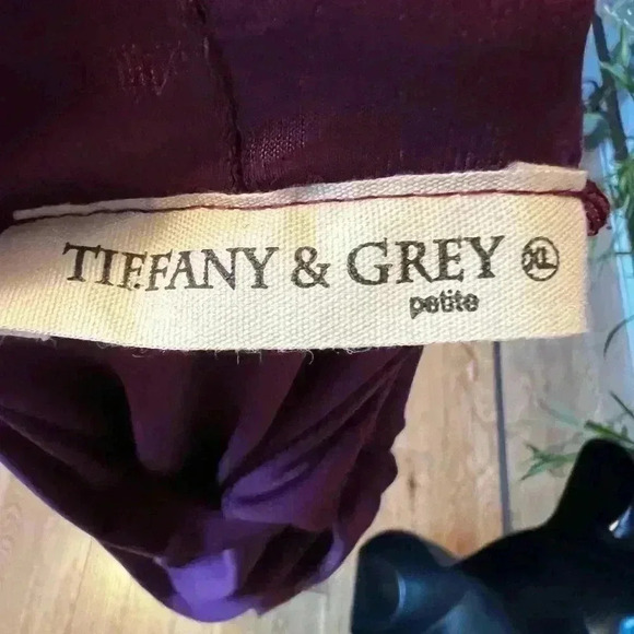 Tiffany & Grey Petite XL Burgundy Tie-Neck Flowy Blouse - Picture 3 of 4